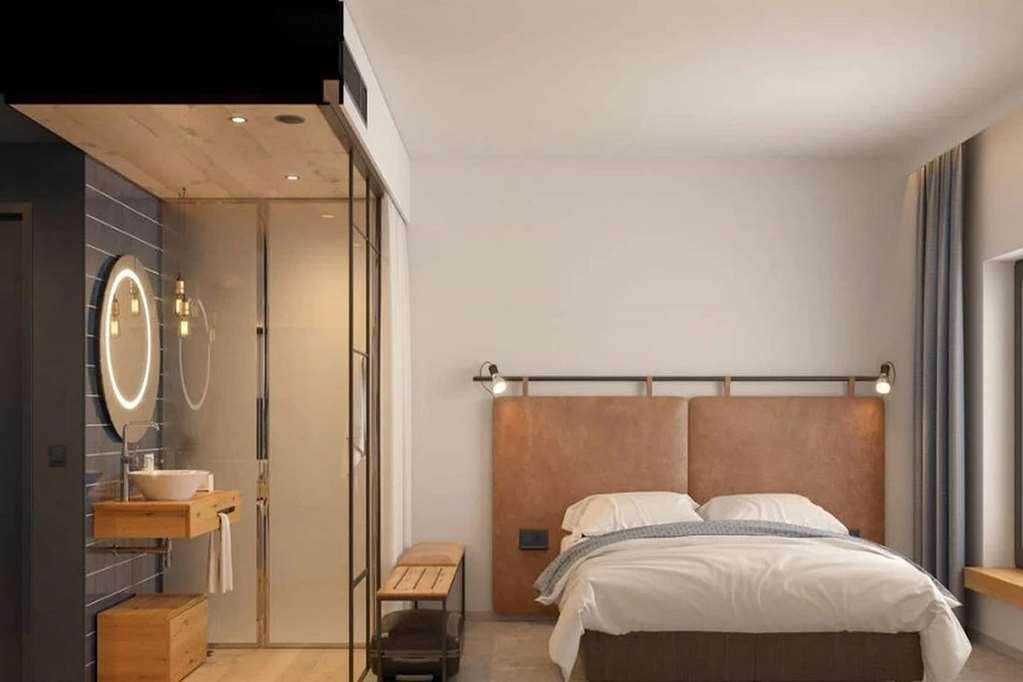 H2 Hotel